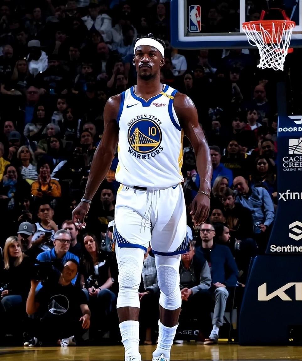 库里在西班牙队比赛中败北,绝杀引发热议的球员是 库里在西班牙队比赛中败北,绝杀引发热议的球员是